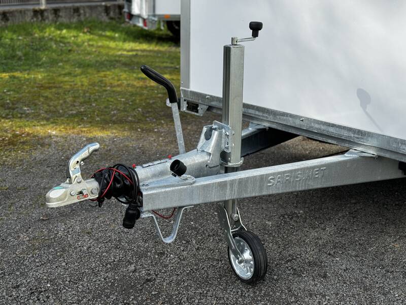 Kofferanhänger Saris Saris GO 356 169 200 2700 glatte Aussenwände (GFK)