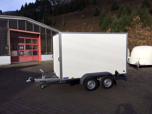 Kofferanhänger Saris FW 2000 - 305x152x180cm - Koffer mit Seitentür!