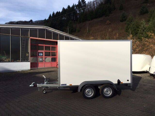 Kofferanhänger Saris FW 2000 - 305x152x180cm - Koffer mit Seitentür!