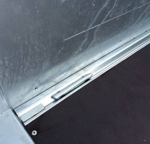 Tieflader Saris Magnum Explorer 300 - tiefer Baggeranhänger