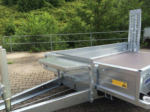 Tieflader Saris Magnum Explorer 300 - tiefer Baggeranhänger