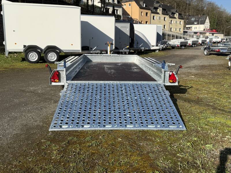 saris-magnum-s-heckansicht Tieflader Saris Magnum S MG 400 182 3500 3 - 4 Meter Baumaschinenanhänger Tridem