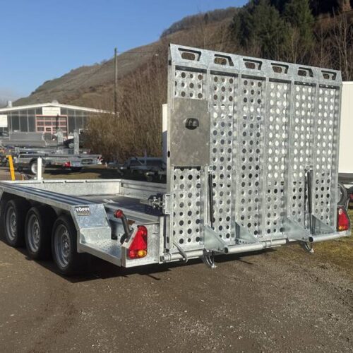 saris-magnum-s-heckrampe Tieflader Saris Magnum S MG 400 182 3500 3 - 4 Meter Baumaschinenanhänger Tridem