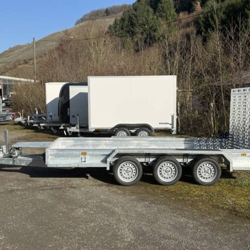 saris-magnum-s-tridem-seite Tieflader Saris Magnum S MG 400 182 3500 3 - 4 Meter Baumaschinenanhänger Tridem