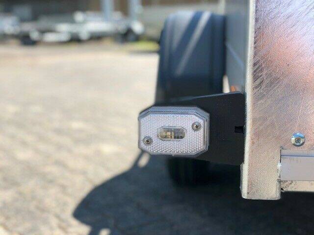 Kastenanhänger Saris McAlu Pro DV 75 - robust und kippbar!