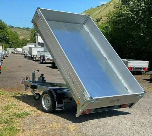 Kipper Saris K1 256 150 1500 Heckkipper mit Handpumpe