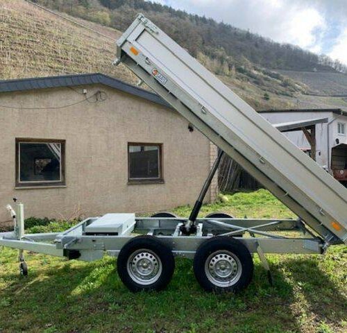 Dreiseitenkipper Saris PK 30 3 Seitenkipper elektr. mit Rampenschächten