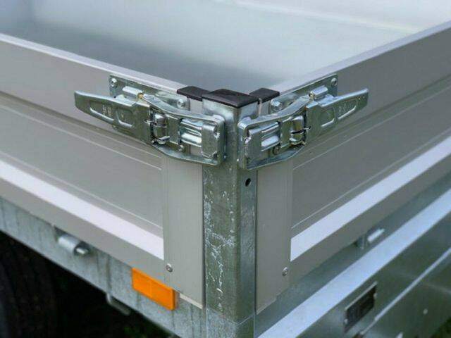 Dreiseitenkipper Saris PK 30 3 Seitenkipper elektr. mit Zurrösen