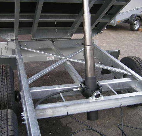 saris-pk-40-royal-giant-dreiseitenkipper-06 Dreiseitenkipper Saris PK 40 3-Seitenkipper elektr. mit Schienenschacht