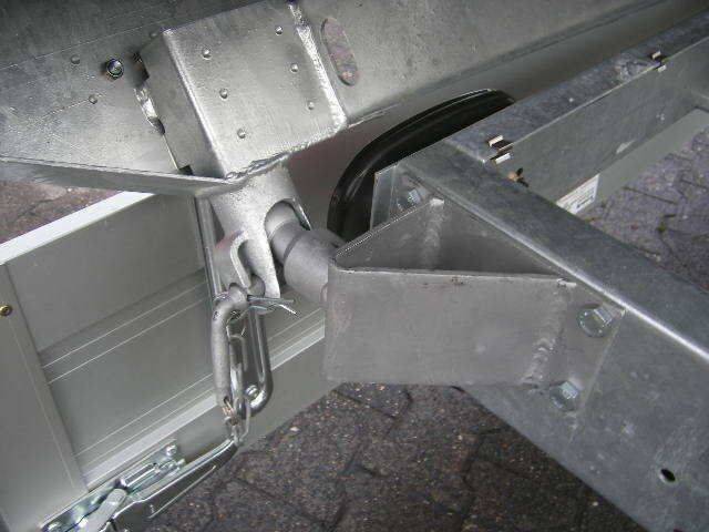 saris-pk-40-royal-giant-dreiseitenkipper-07 Dreiseitenkipper Saris PK 40 3-Seitenkipper elektr. mit Schienenschacht