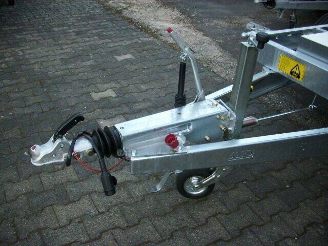 saris-pk-40-royal-giant-dreiseitenkipper-09 Dreiseitenkipper Saris PK 40 3-Seitenkipper elektr. mit Schienenschacht