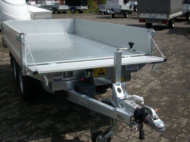 Kipper Saris PK Compact 20 (PKC20) Heckkipper mit Neigefunktion