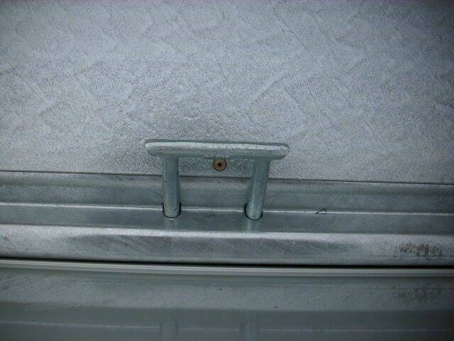 Kipper Saris PK Compact 20 (PKC20) Heckkipper mit Neigefunktion