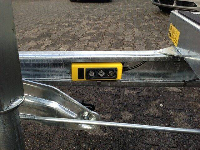 Kipper Saris PK Compact PKC Royal 30 Heckkipper elektrisch