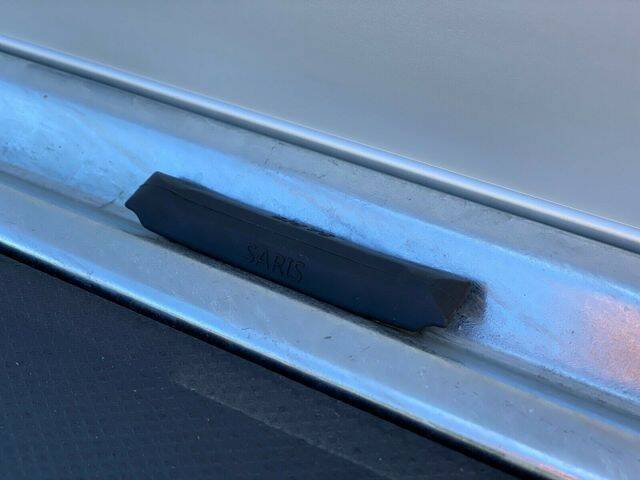 Kastenanhänger Saris PL 406 204 2700 kg - mit niedrig Fahrwerk