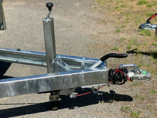 Kastenanhänger Saris PL 406 204 3500 kg - mit niedrig Fahrwerk