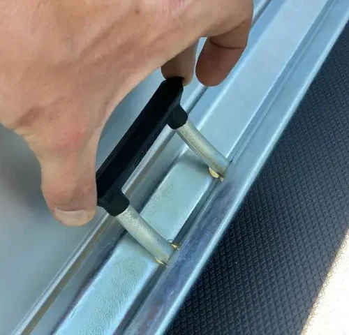 Kastenanhänger Saris PL 406 204 2700 kg - mit niedrig Fahrwerk