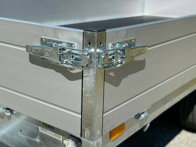 Hochlader Saris PL 406 204 2700 kg - mit niedrig Fahrwerk