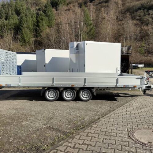 Autotransporter Saris TP 507 210 3500 3 Tridem mit Heckrampe kippbar und Aluwänden