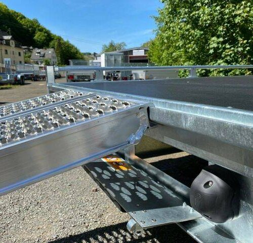 Autotransporter Saris TP 406 204 2700 kg - Multitransporter