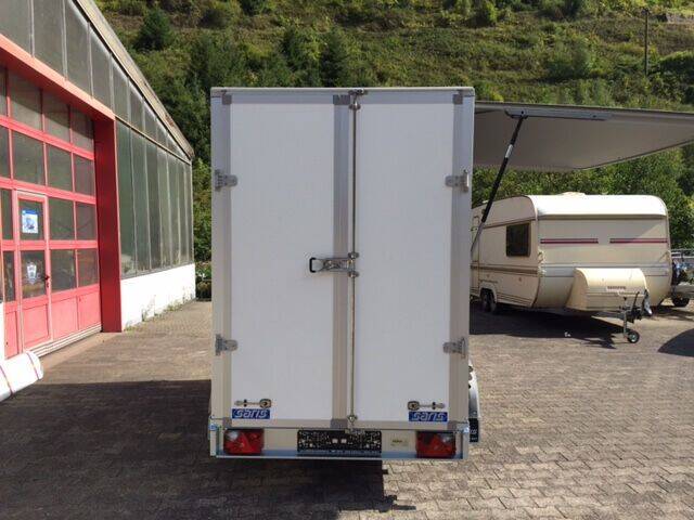 saris-verkaufsanhaenger-fw-2000-03 Verkaufsanhänger Saris FW 3,05x1,52 Verkaufsanhänger mit 2m Innenhöhe!