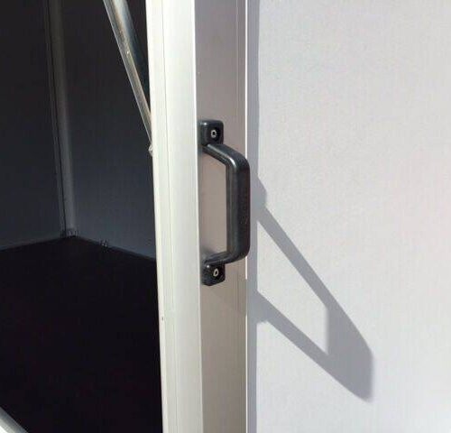 saris-verkaufsanhaenger-fw-2000-07 Verkaufsanhänger Saris FW 3,05x1,52 Verkaufsanhänger mit 2m Innenhöhe!