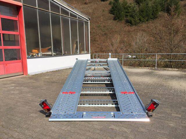 Autotransporter Stema ATOUR Grande – 5 Meter Autotransporter – kippbar