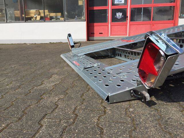 Autotransporter Stema ATOUR Grande – 5 Meter Autotransporter – kippbar