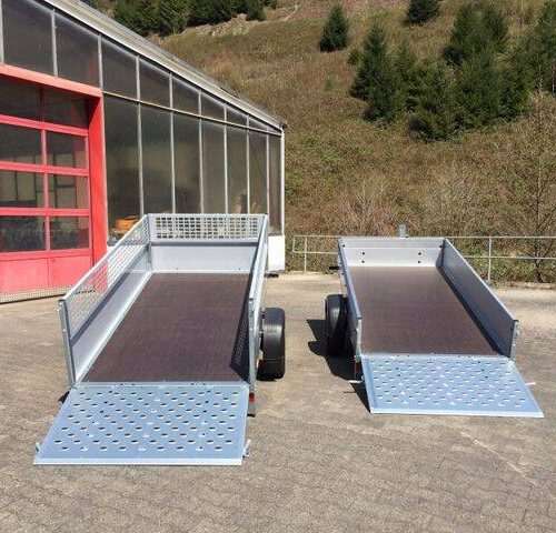 Kastenanhänger Stema Rex 25 - kompakter Kippanhänger mit Auffahrrampe