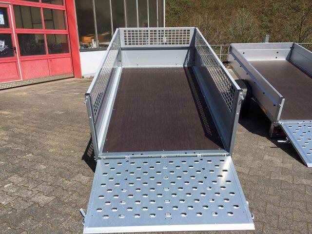 Kastenanhänger Stema Rex 25 - kompakter Kippanhänger mit Auffahrrampe