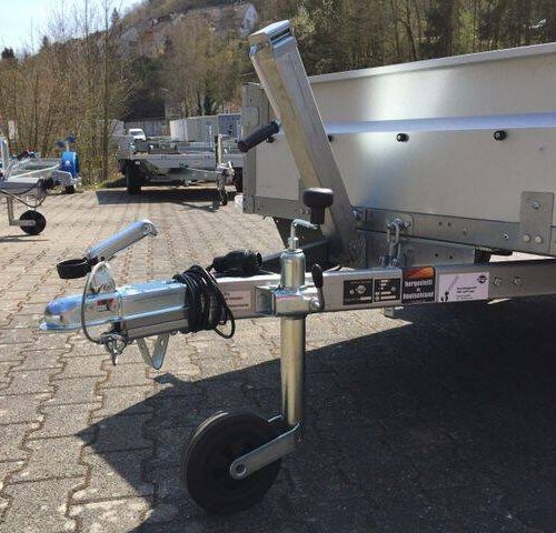 Kastenanhänger Stema Rex 25 - kompakter Kippanhänger mit Auffahrrampe