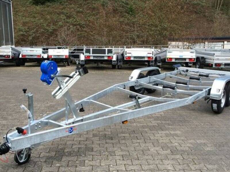 tpv-boeckmannn-bootstrailer-ba-2700-mit-seilwinde Bootstrailer TPV BA 2700kg mit Seilwinde - eine Marke von Böckmann
