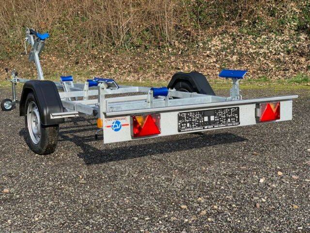 tpv-boeckmman-bootstrailer Bootstrailer TPV BA 750kg mit Gurtwinde - eine Marke von Böckmann
