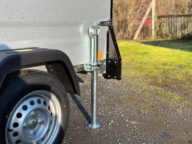 Kastenanhänger TPV KT-EU2 VS Kastenanhänger mit Deckel verstärkt