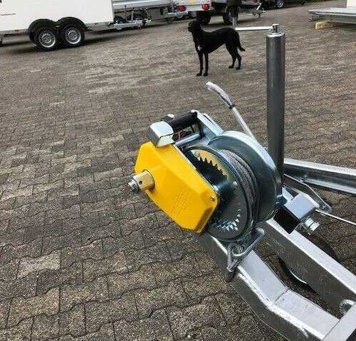 Autotransporter Humbaur Universal 3000 - Multitransporter mit Seilwinde!