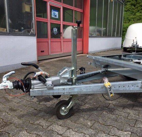 Dreiseitenkipper WM Meyer HKC 3536/186 elektrisch kippbar mit Nothandpumpe