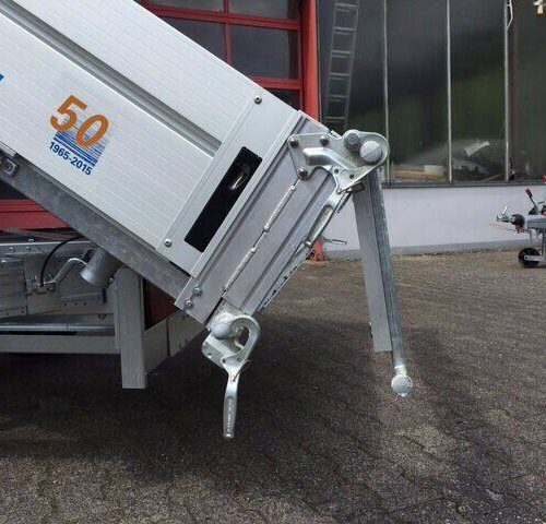 Dreiseitenkipper WM Meyer HKC 3536/186 elektrisch kippbar mit Nothandpumpe