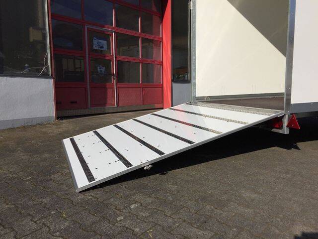 Kofferanhänger WM Meyer AZ 2740/185 S35 - 4 mtr. Koffer mit Heckrampe