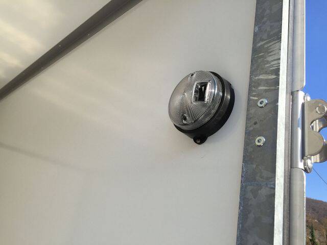 Kofferanhänger WM Meyer AZ 2740/185 S35 - 4 mtr. Koffer mit Heckrampe