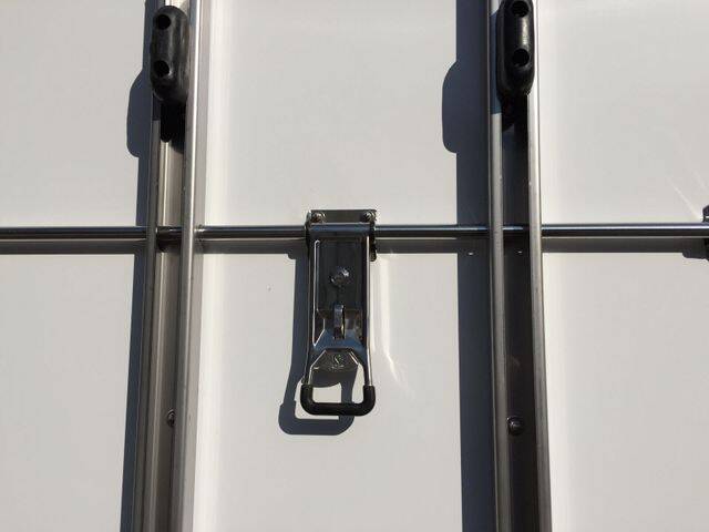 Kofferanhänger WM Meyer AZ 2740/185 S35 - 4 mtr. Koffer mit Heckrampe