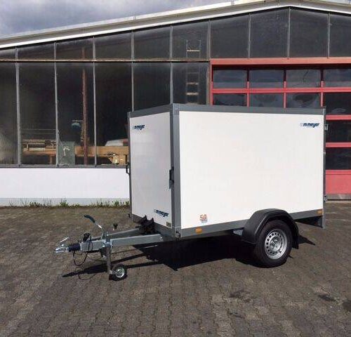 Kofferanhänger WM Meyer AZ 1325/126 S30 - kompakter gebremster Koffer