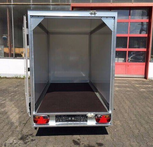 Kofferanhänger WM Meyer AZ 1325/126 S30 - kompakter gebremster Koffer