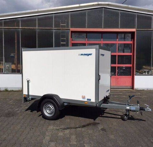 Kofferanhänger WM Meyer AZ 1325/126 S30 - kompakter gebremster Koffer