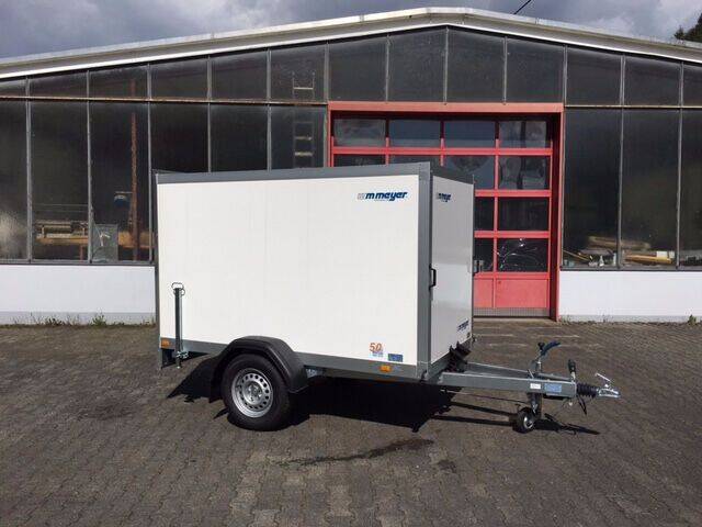 Kofferanhänger WM Meyer AZ 1325/126 S30 - kompakter gebremster Koffer